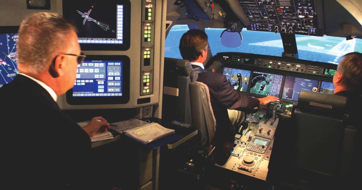 FlightSafety International G550 simulator training