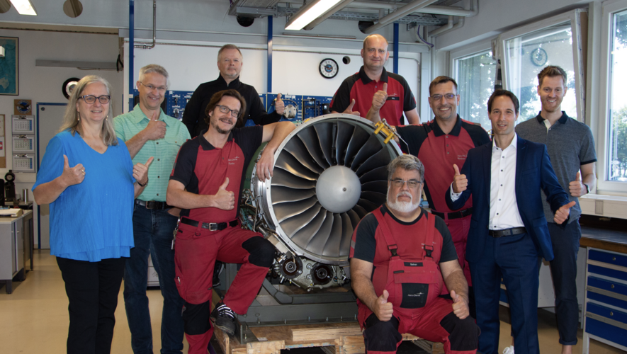 The Aero-Dienst team celebrates 30 years as a designated Pratt & Whitney Canada (P&WC) service provider.